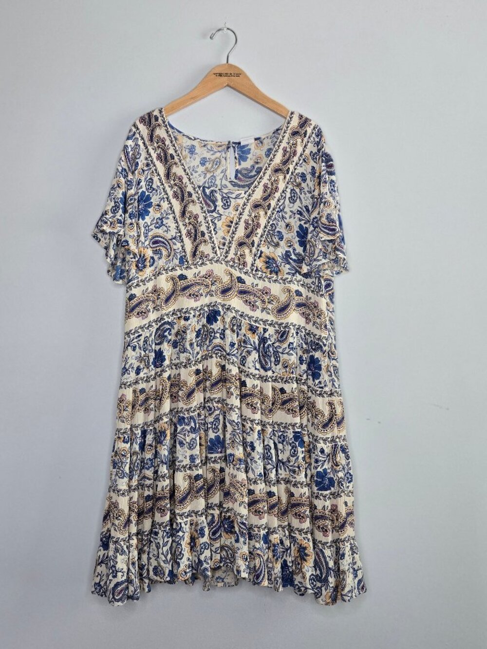 Bila Paisley Floral V-Neck Tiered Midi Dress Boho Size M